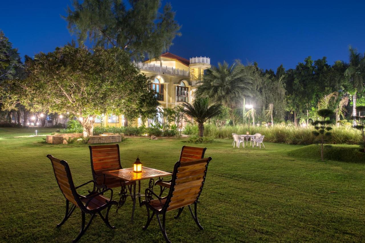 Sunahari Bagh - Pool Farm Retreat @ Ґурґаон Екстер'єр фото